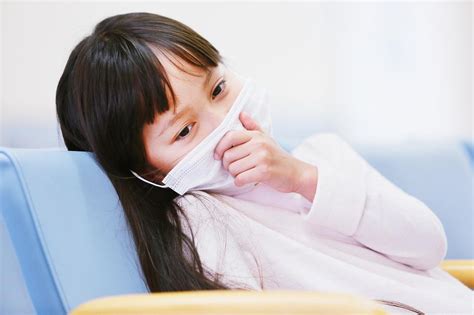 幼儿发烧，居家如何物理降温？|血管舒张|物理|降温|体温|酒精|-健康界