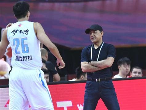 备战新赛季，新疆广汇男篮两名外援到位_东方体育