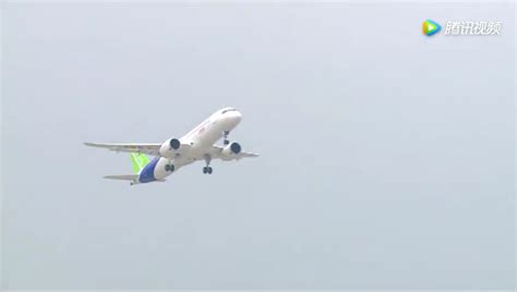 国产大飞机C919首飞高清图_手机凤凰网