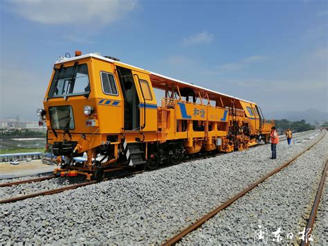 福建首列出口汽车国际铁路直达专列在宁德陆港开行