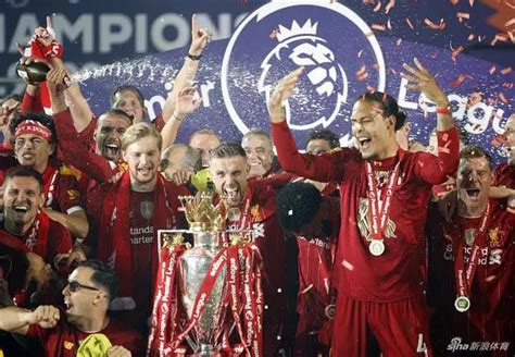 冲击赛季首冠，利物浦官方发布社区盾杯海报：萨拉赫领衔出镜_PP视频体育频道