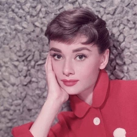 奥黛丽·赫本（Audrey Hepburn）赫本侧脸摄影公主造型