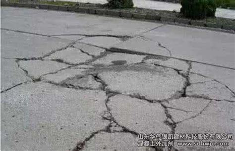 为什么有的沥青路面的马路用小石子铺设，路面特别光滑；有的用特别大的石子铺设，路面非常粗糙？ - 知乎