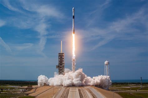 SpaceX融资8.5亿美元 估值升至740亿美元-爱云资讯