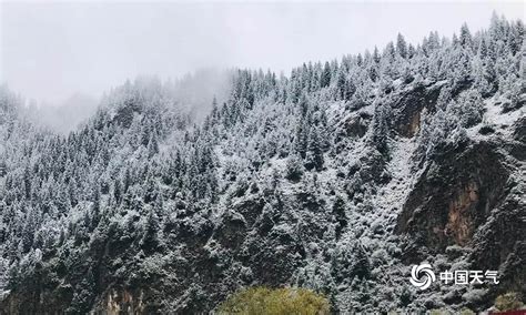 甘孜州多地喜迎第一场雪-高清图集-中国天气网四川站