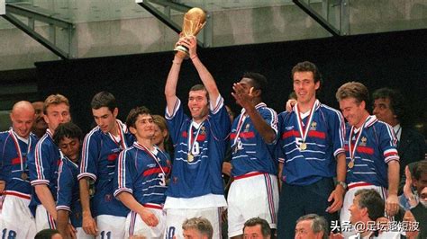 巴西世界杯法国队成员(法国足球历史十大巨星，黄金一代人才辈出)