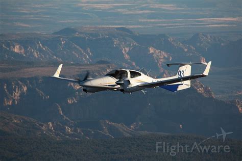 万丰航空在维也纳举行收购钻石飞机交割仪式 - 民用航空网