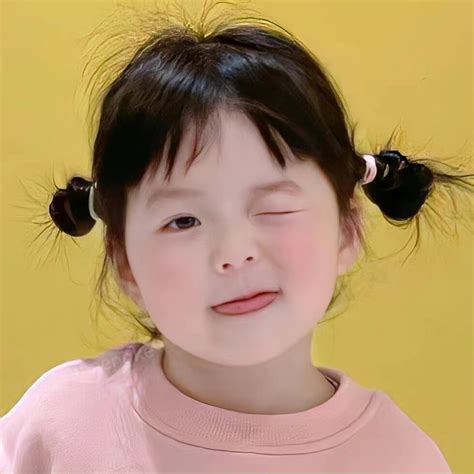 温柔丸子头像女生可爱