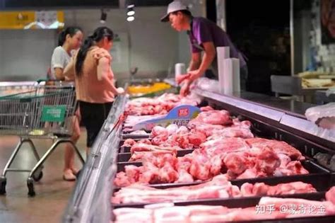 8月猪肉价格暴跌45%，为何老百姓还不愿购买？中国养猪三巨头赔了多少钱？