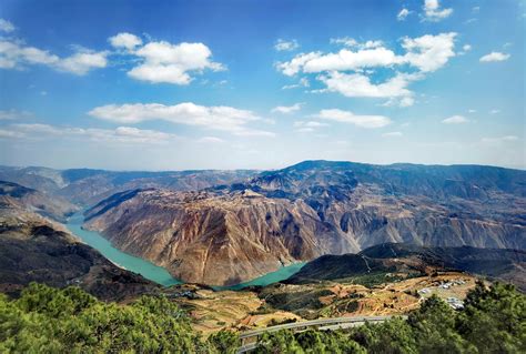 云南省楚雄州武定大裂谷 - 中国国家地理最美观景拍摄点