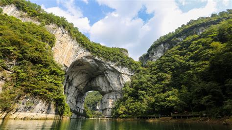 贵州六盘水有一个国内最长的景区索道，单程也要27分钟