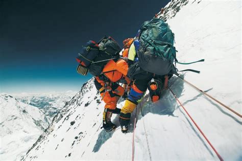 不可错过的6部攀登珠峰经典电影,没看过的建议收藏_登山-买户外