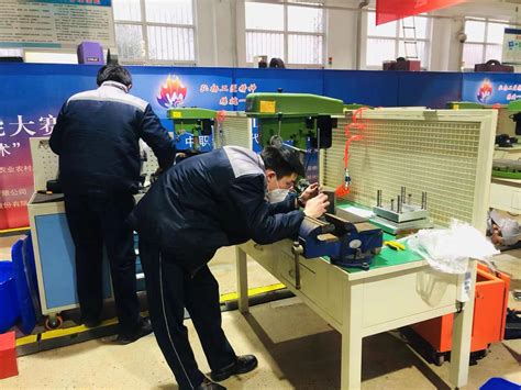 实验室微型注塑机-东莞市宝轮精密检测仪器有限公司 老牌厂家