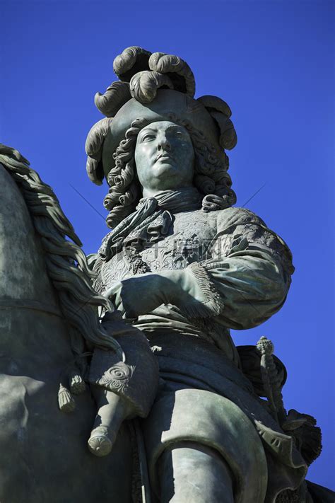 路易十四雕像高清摄影大图-千库网