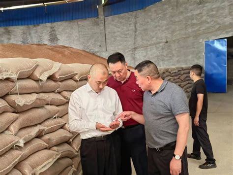 米业公司与中粮华东公司签订战略合作协议 - 江苏省农垦米业集团有限公司