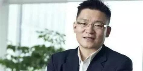 吴小平建议“私营经济退出” 他是谁？_手机新浪网