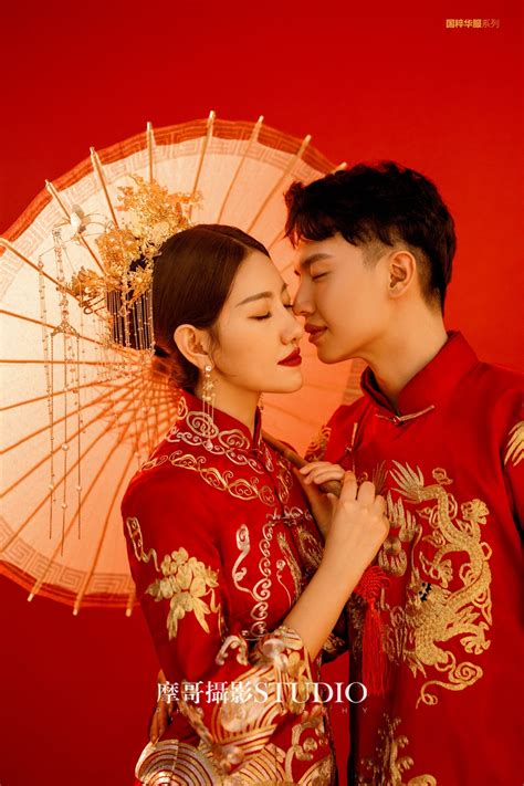 新中式喜嫁婚纱照：一袭中式嫁衣，许你一世情缘|摄影|婚礼摄影|遇见YUJIAN_原创作品-站酷ZCOOL
