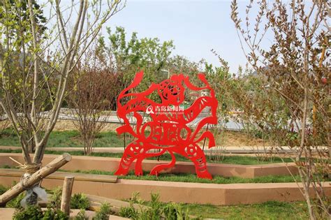 高清：满园尽带中国红 盘点世园会的红色元素 - 青岛新闻网
