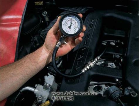 汽车燃油压力检测工具燃油压力表汽油压力表汽车检测仪TTU-443-阿里巴巴