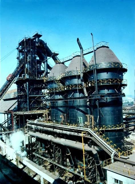 转炼锰铁、江钢成立、“两厂一矿”合并，原来新钢发展竟如此传奇..._每日新余