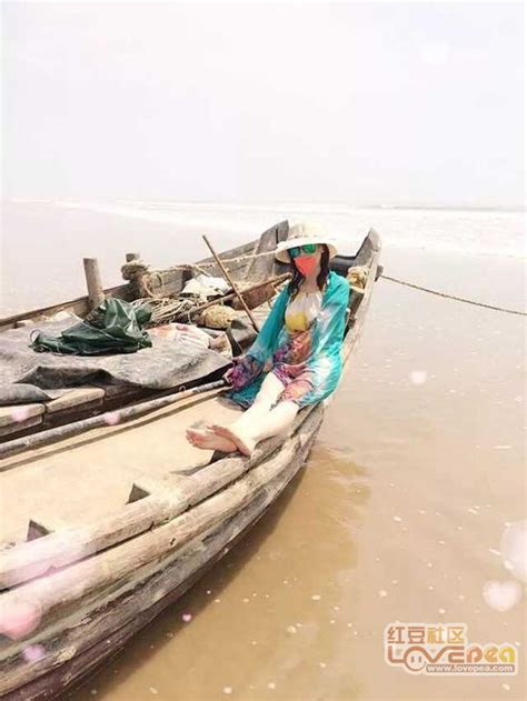 浙江渔民在东海发现无人豪华游轮，正拖回_手机凤凰网