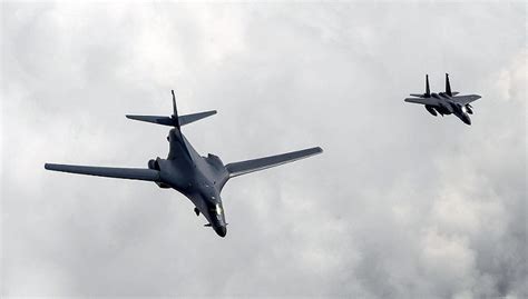 战力不是吹？F-35B战机首次在朝鲜半岛展示实弹打击能力_手机新浪网