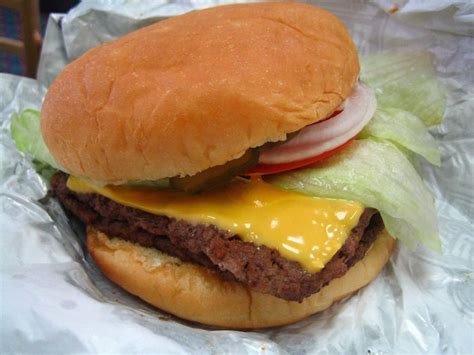 在美国最受欢迎的快餐牛肉汉堡是这十款|界面新闻 · 图片