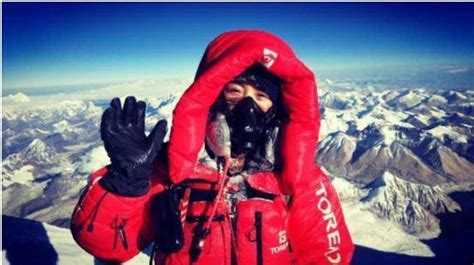 69岁无腿老人夏伯渝攀冰登顶引关注 截肢后多次挑战珠峰仍梦想登顶-腾讯网