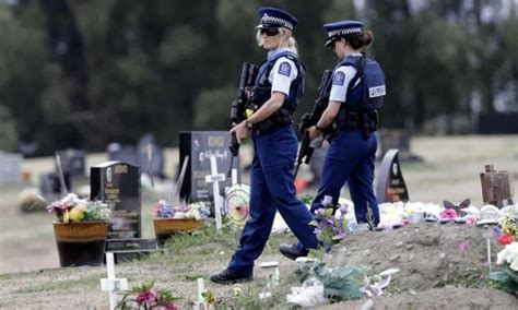 新西兰枪击案致一警察死亡，枪手仍在逃_关键帧_澎湃新闻-The Paper