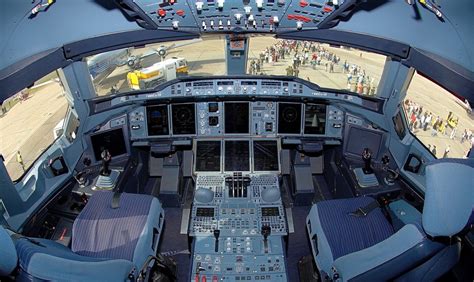 全球最先进宽体客机A350XWB驾驶舱探秘_私人飞机网