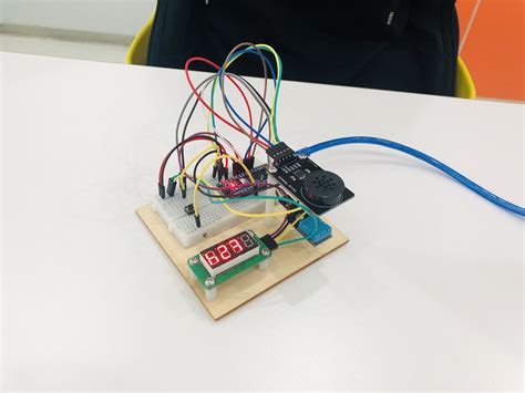 创客少年Arduino智能硬件编程课程