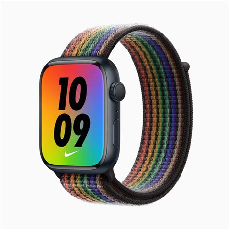 Apple Watch彩虹表带上新 采用全新工艺售价379元_手机新浪网