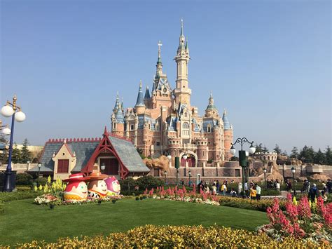 迪士尼游乐场景观,上海迪士尼游乐场,上海迪士尼乐园游乐场_大山谷图库