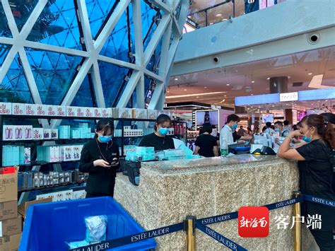 探访三亚凤凰机场新增免税提货点：首日将完成5000个订单提货 - 青岛新闻网