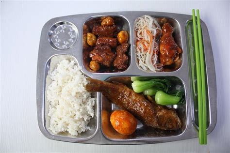 学生营养餐-盒饭配送-广州米罗阳光宴会自助餐外卖服务公司
