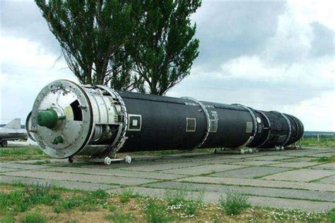 世界上威力最大的洲际导弹是哪个：俄罗斯的SS-18导弹(2)_巴拉排行榜