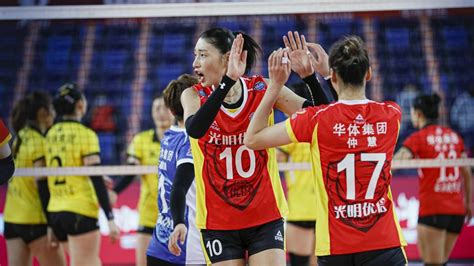 直播回放：2021-2022中国女排超级联赛小组赛 上海光明优倍3-1福建安溪铁观音