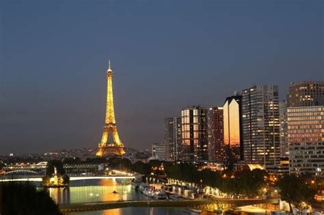 法国 | 跟着电影《Paris, je taime》，漫步巴黎20区（1）