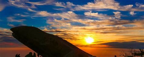 什么时间爬泰山能看到日出