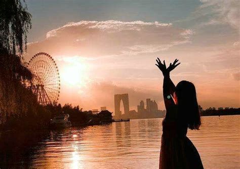 劝自己放手的说说