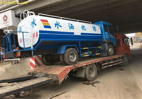 灑水車賣多少錢?