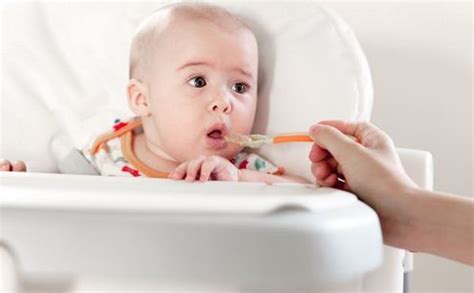 宝宝不吃母乳是厌奶期吗