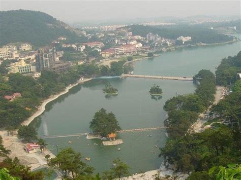 芙蓉湖公园-写景作文350字[推荐5篇]