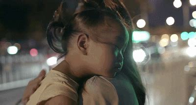 一位妈妈发自内心的后悔：原来让孩子“随母姓”，是在对不起孩子