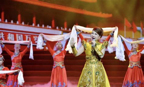 乌兰图雅唱过几句蒙古语的歌叫什么