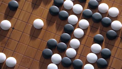 五子棋的棋盘是由横竖多少条直线垂直相交而成,共有22个交点