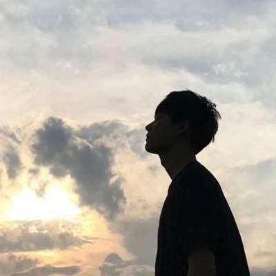 情侣旅游微信说说