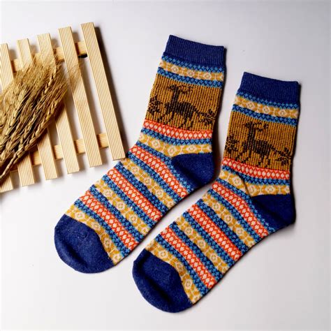 花袜子的故事-童话作文300字(集锦9篇)