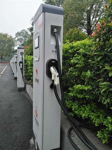 买新能源汽车赠送充电桩嘛 买新能源车会送充电桩吗