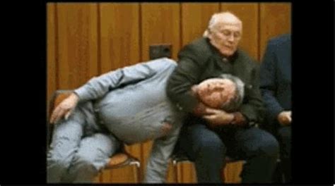 家庭系統排列的“家排師”亂用量子力學的理論
